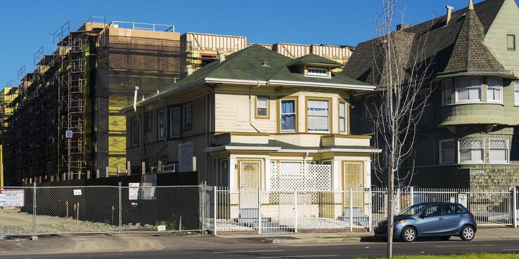 house in oakland