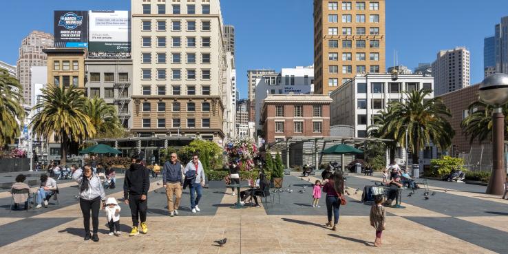 Families walking in Union Square, San Francisco