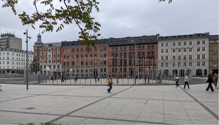 This multipurpose public plaza above the Norreport metro station is also open to students for recreation during school recess