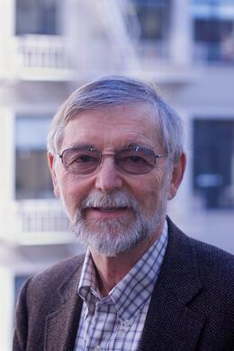 Headshot of Mike Teitz