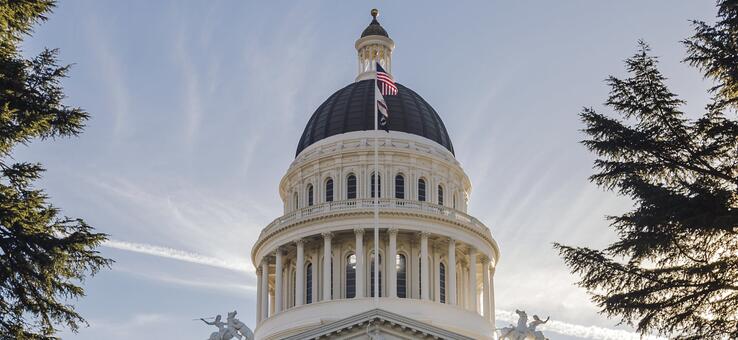 photo of the California State Capitol building